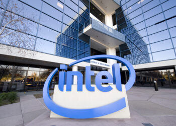 Intel Shares Jump on Report It’s an Acquisition Target