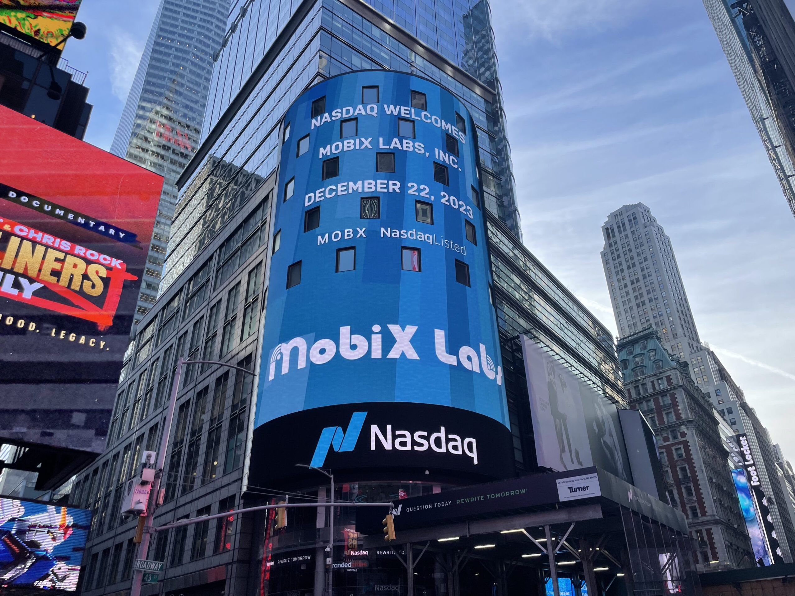 Mobix Labs