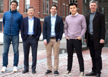 Jeffrey Abbott, CEO, Vince Wu, CTO, and Duane Sword, CBO CytoTronics' scientific cofounders