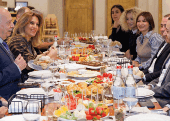 Minister of High-Tech Industry of Armenia Mkhitar Hayrapetyan with US Delegates